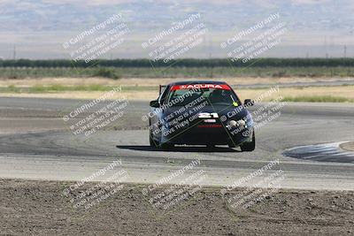 media/Jun-01-2024-CalClub SCCA (Sat) [[0aa0dc4a91]]/Group 5/Race/